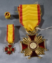PRAEMIUM MERITI 1939 HONOR ET GLORIA, condecoración Paraguaya de bronce y esmalte. -H-