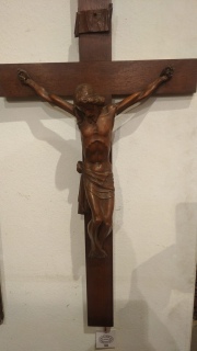 Crucifijo de madera - Maqueta que se hizo para la catedral de Bariloche. Restauros.