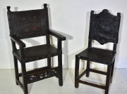 Tres sillones y silla, coloniales antiguos, de cuero y madera.  Deterioros. 4 Piezas.