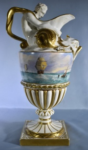 Jarra porcelana Meissen, Poseidon. Alto: 42 cm.