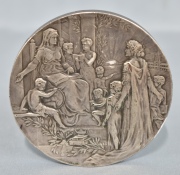Medalla del Centenario. 1910. Bronce plateado. Diám. 9 cm.