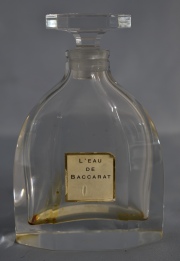 Perfumero 'L'Au De Baccarat'. Alto 14 cm.