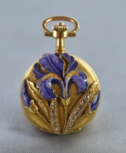 Reloj de dama de oro y esmalte Le Coultre.