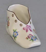 Zapato porcelana Herend. Largo 10 cm.